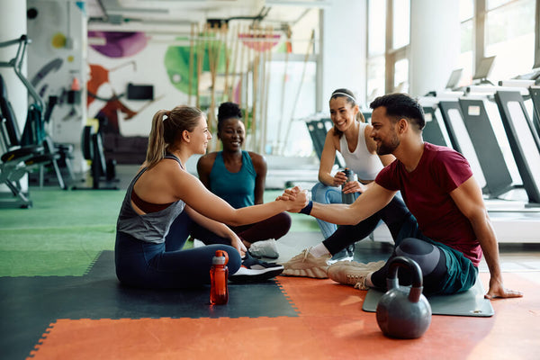 Aminoácidos para entrenar: cuáles tomar antes, durante y después según tu objetivo