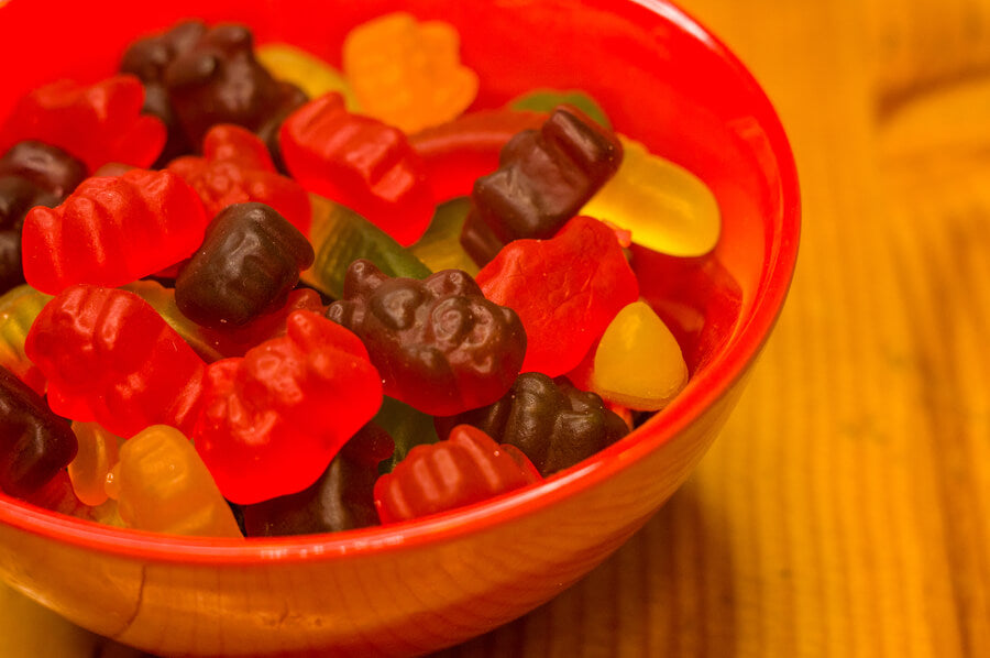 ¿Gomitas de vinagre de manzana o vinagre líquido: cuál es más efectivo para detox?