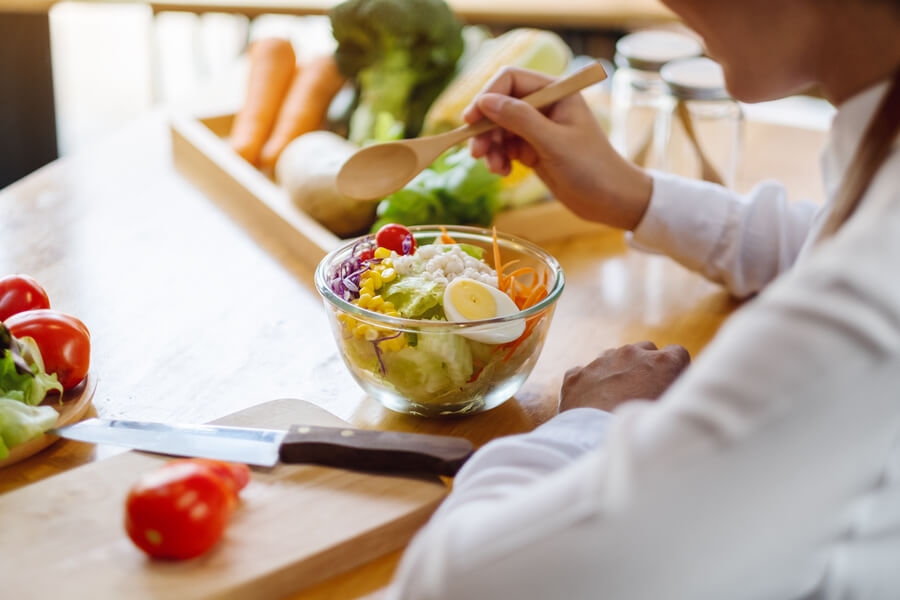 Vitaminas antioxidantes: qué protegen en tu cuerpo y cuáles tienen mayor evidencia real