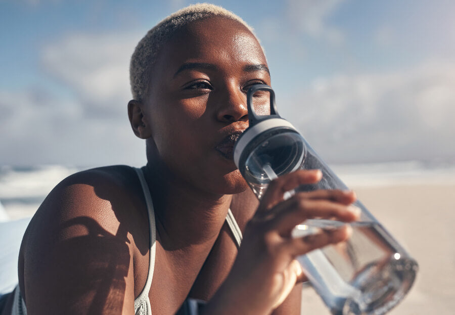 Vitaminas para el cansancio y dolor muscular: las que funcionan y en qué dosis